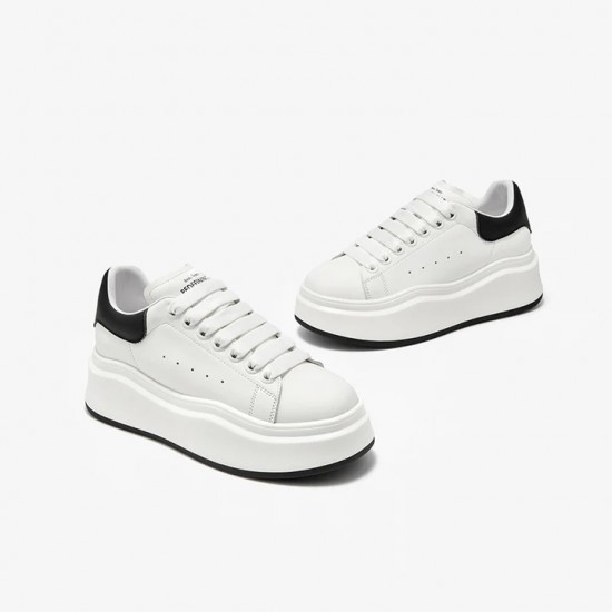 Fashion Round Toe Chunky White Black Sneakers For Women